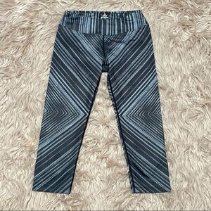 Prana cropped leggings small  